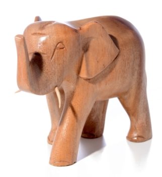 Handgefertigte afrikanische Elefantenfigur aus Massivholz, traditionelle Deko im Afrika Deko Shop kaufen Handgefertigte afrikanische Elefantenfigur aus Massivholz, traditionelle Deko im Afrika Deko Shop